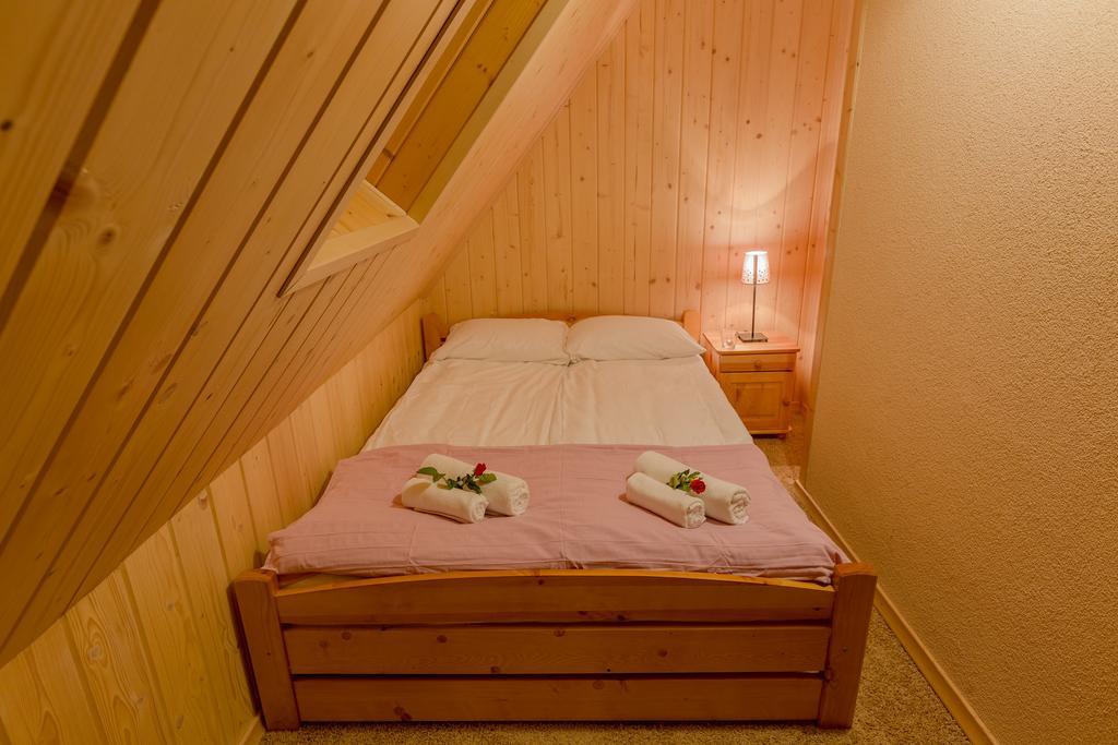 Apartament Koscieliska 10A Zakopane Oda fotoğraf
